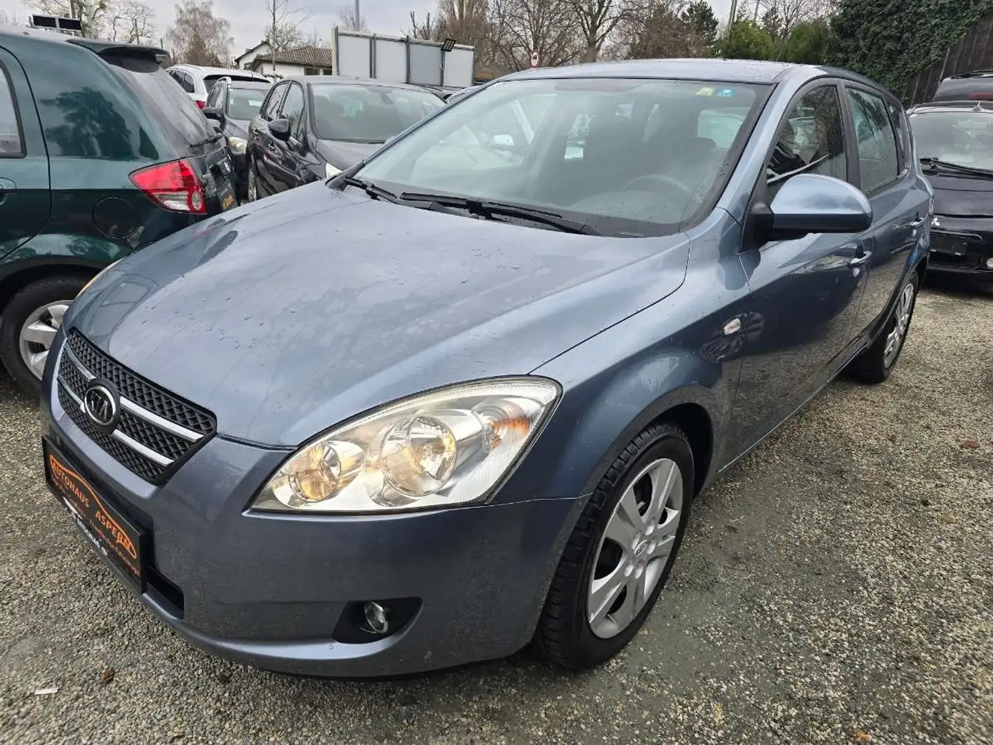 Kia Ceed / cee'd cee'd 1,4 CVVT Cool Blau - 1