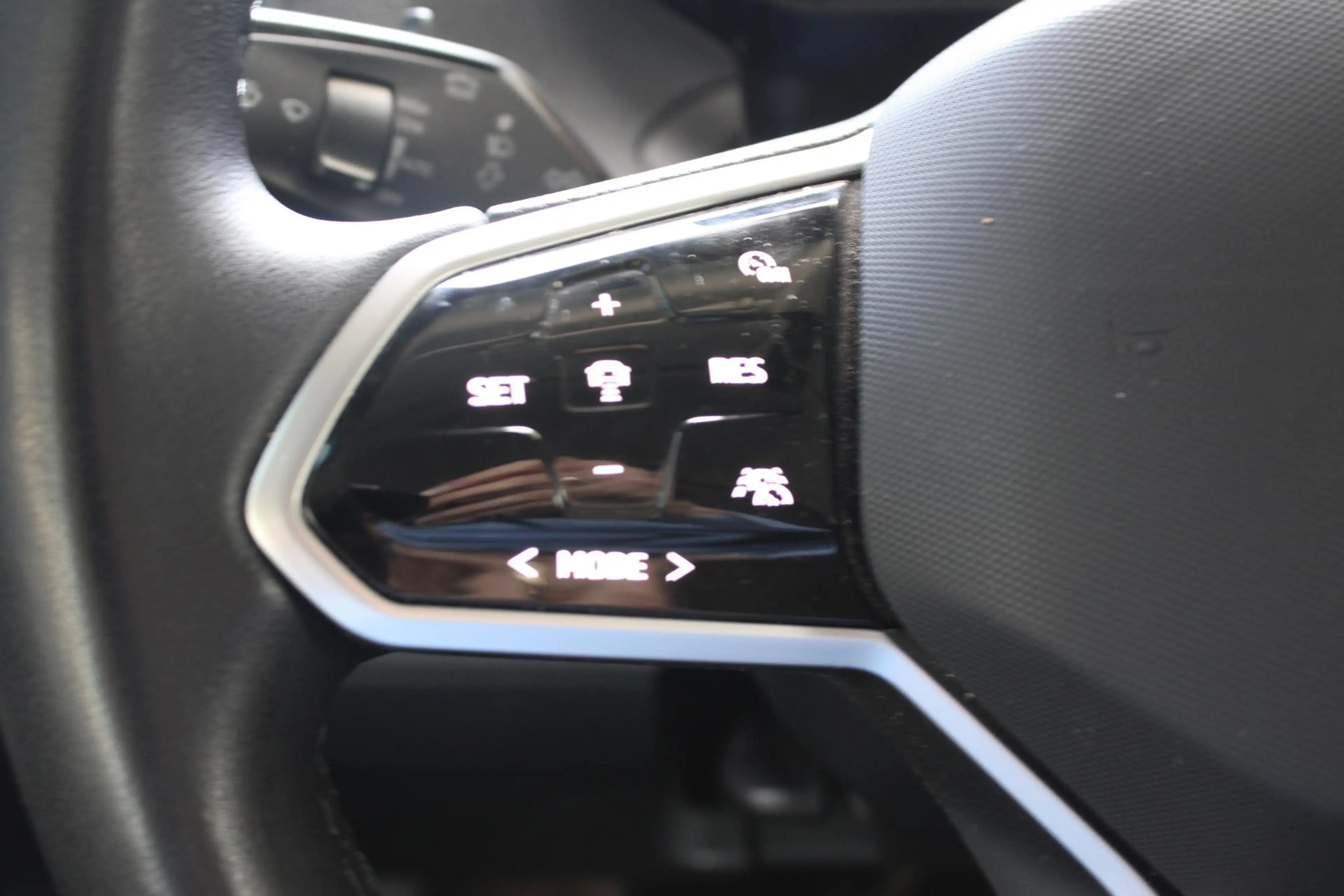 Volkswagen ID. Buzz Cargo Anniversary Edition 79 kWh / 204PK / 20" LM VELGEN — photo 11