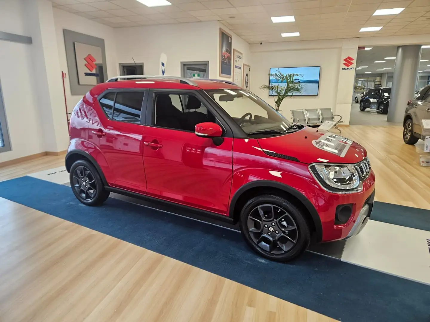 Suzuki Ignis 1.2 TOP HYBRID 4X4 pronta consegna Argento - 1