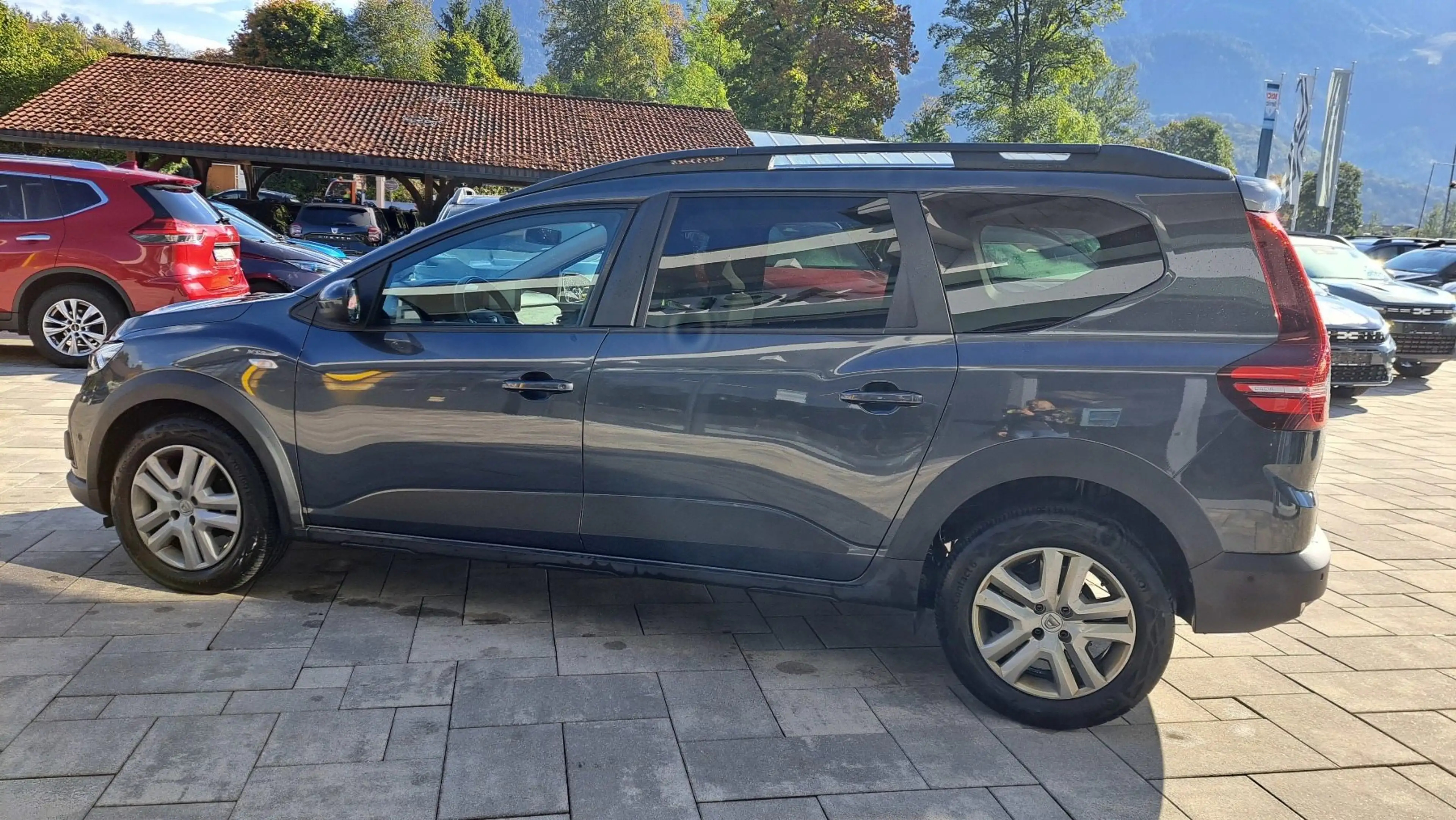 Dacia Jogger Comfort TCe 110 5-Sitzer — photo 8