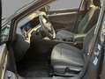 Volkswagen Golf VIII 1.0 eTSI DSG Life Navi APP Sitzhzg Grau - thumbnail 5