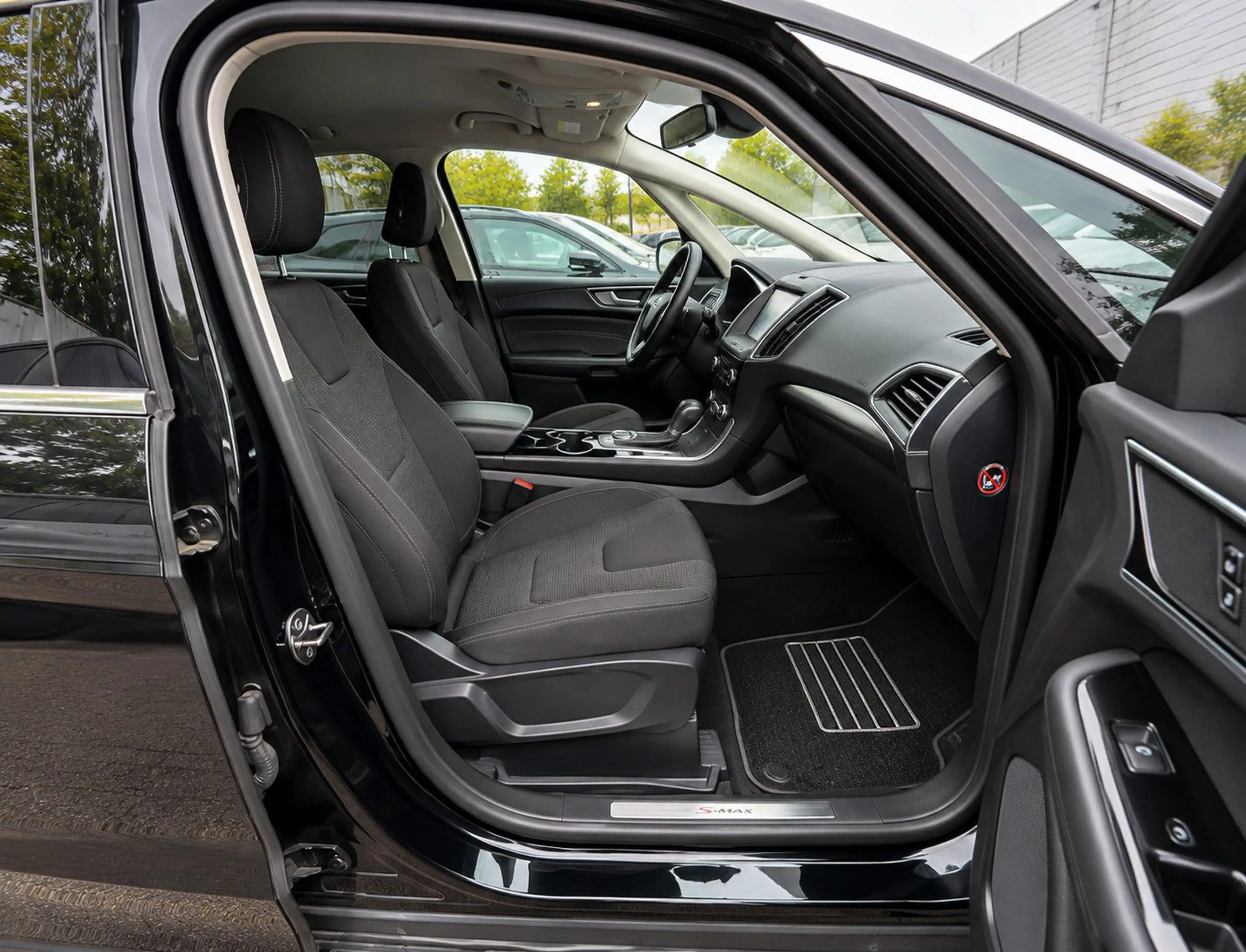 Ford S-Max Titanium 1.Hand 7-Sitzer/Navi/AHK/DAB/TOP — photo 3