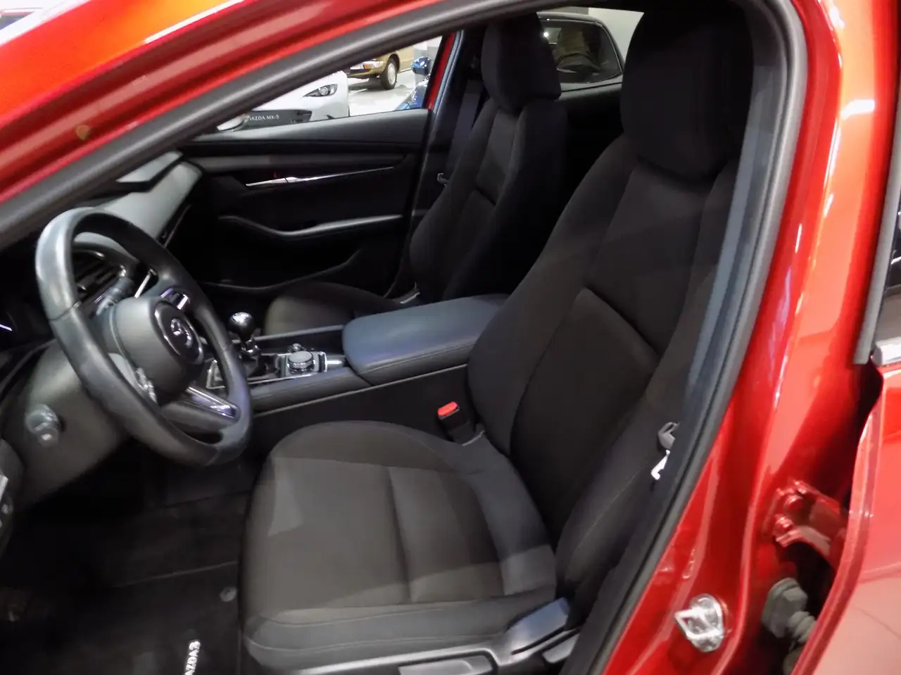 Mazda MAZDA3 Hatchback 2.0i e-Skyactiv-G Skydrive, миниатюра 10