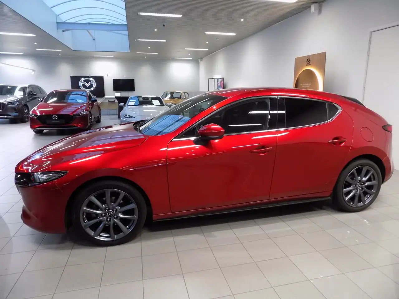 Mazda MAZDA3 Hatchback 2.0i e-Skyactiv-G Skydrive, миниатюра 2