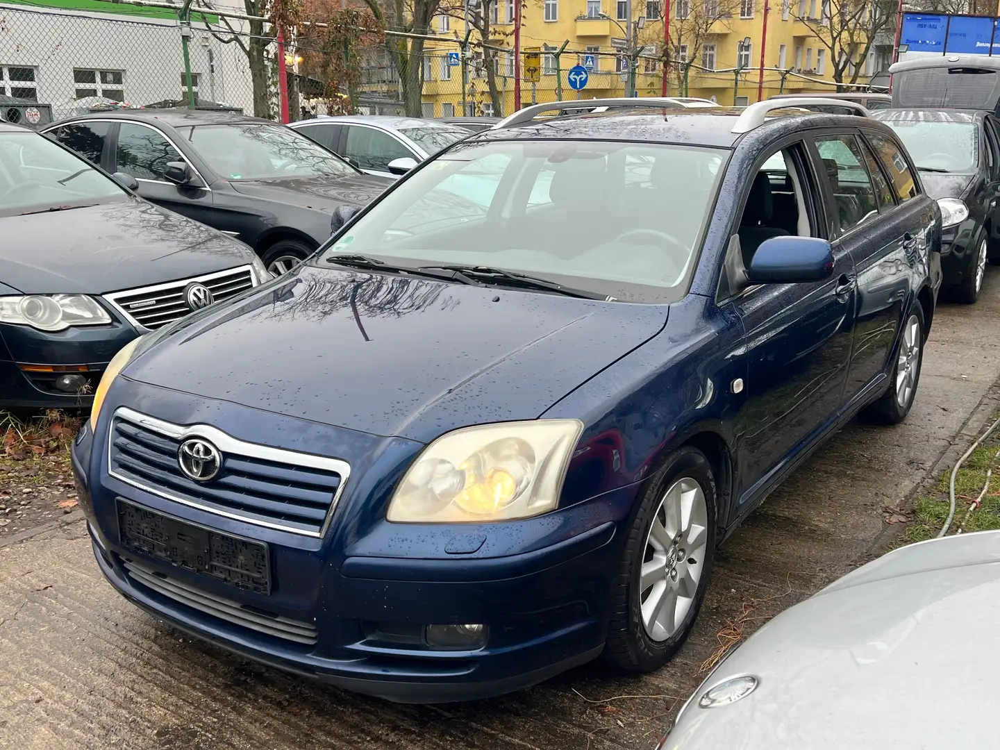 Toyota Avensis 1.8  l-VVT-i Kombi Executive Klima 2006 Blau - 1