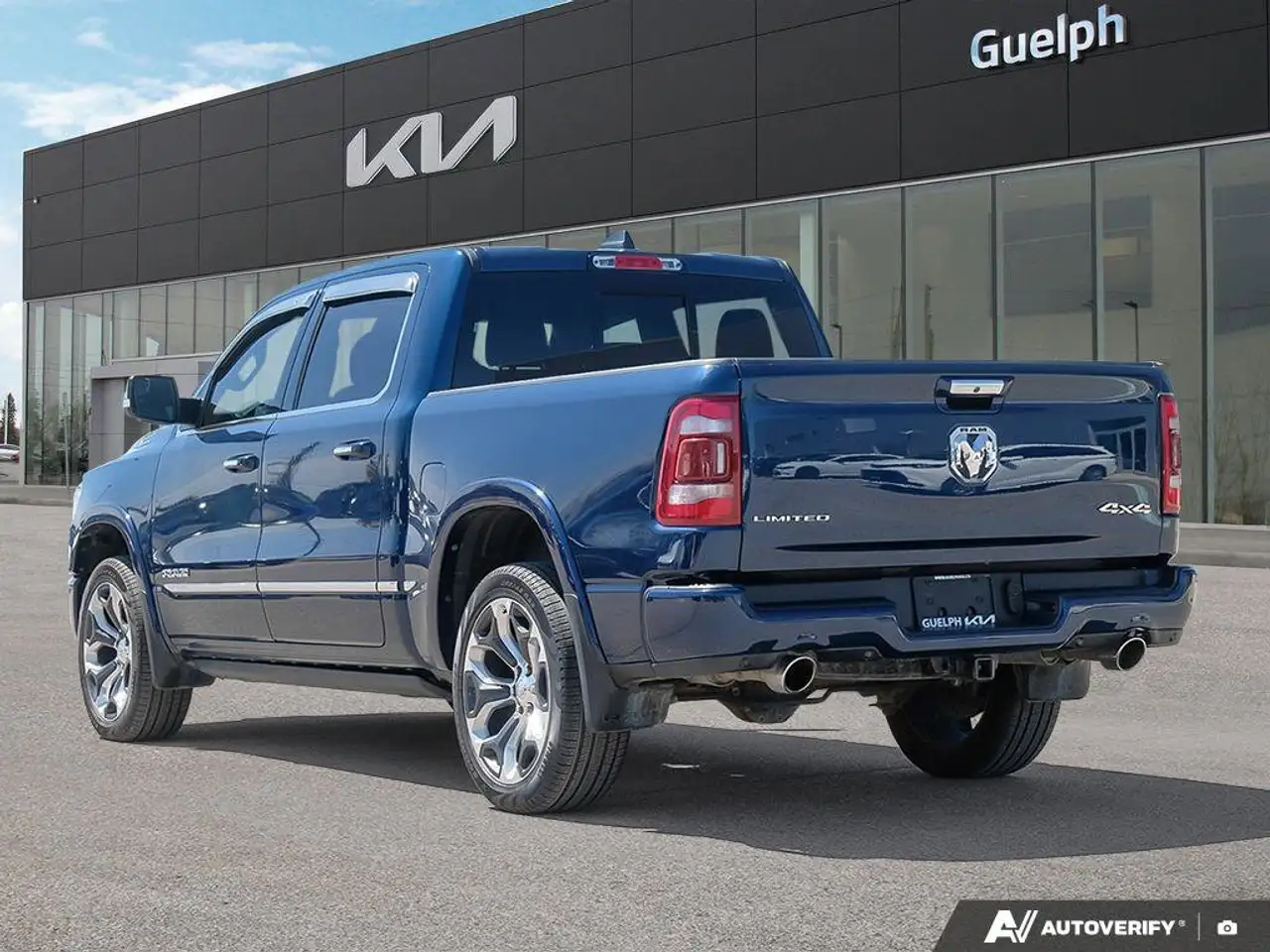 RAM 1500 снимка RAM 1500