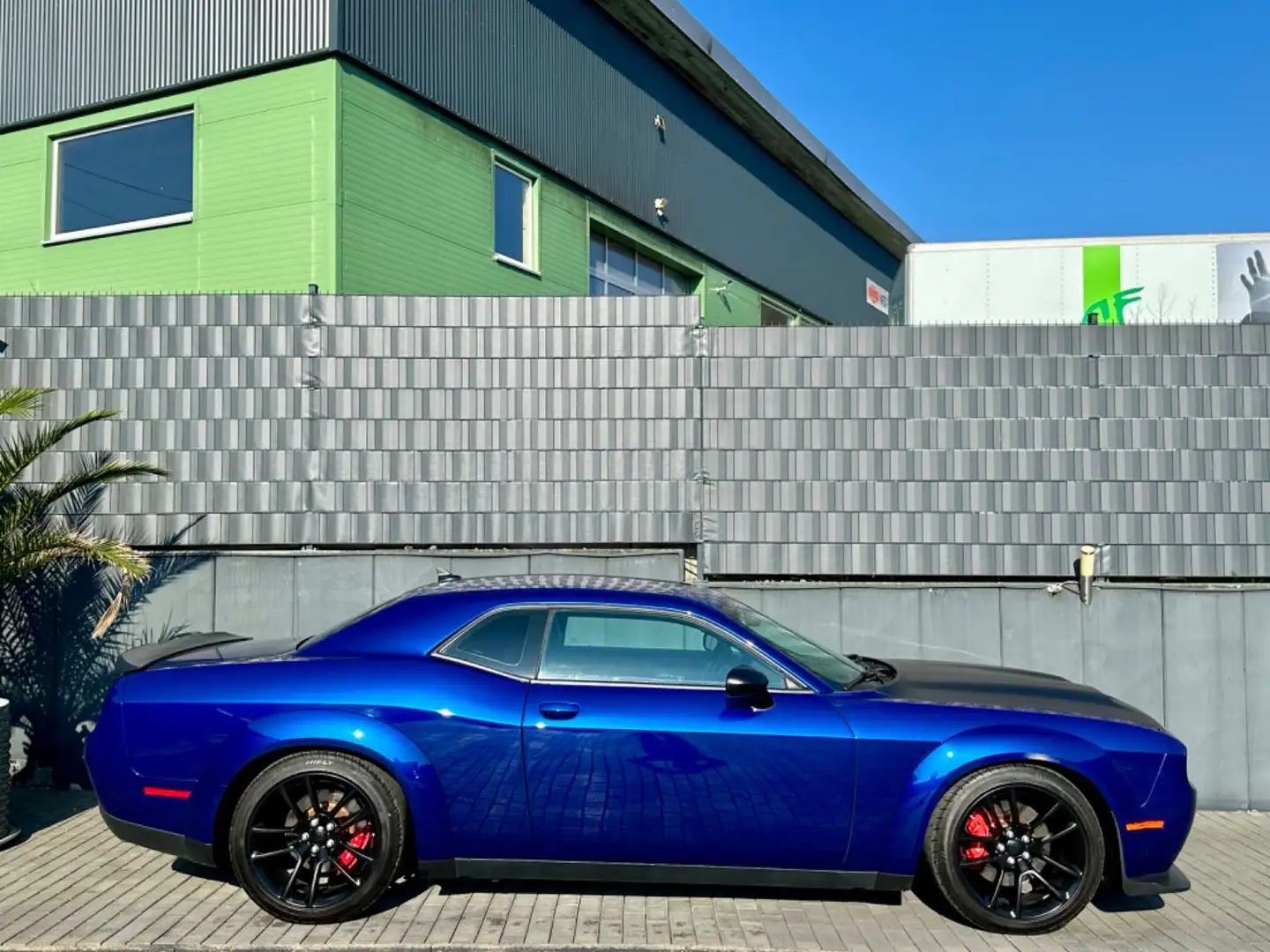 Dodge Challenger 6,4 V8 SRT/WIDEBODY-HELLCAT-MEGA Blau - 2