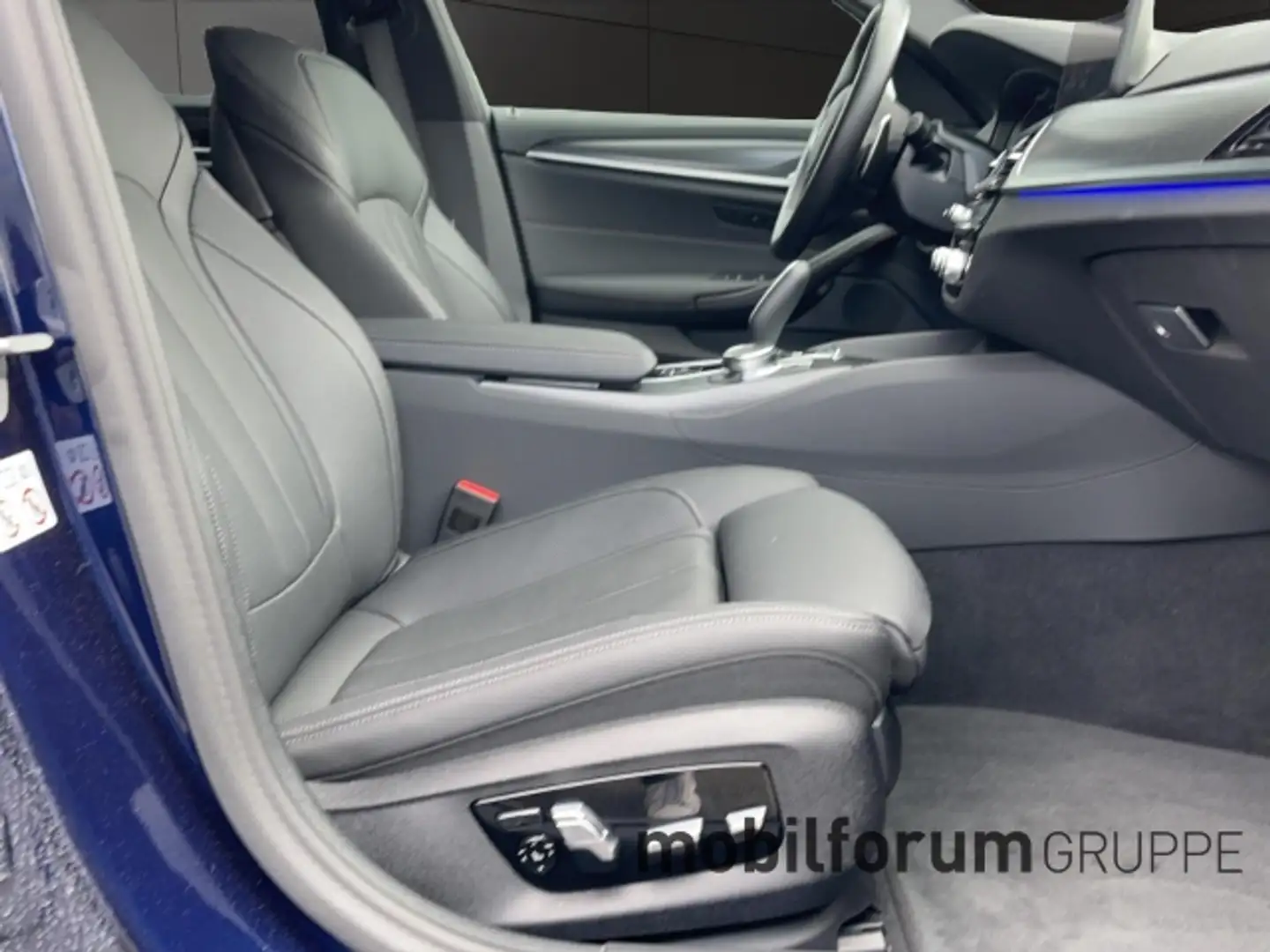 BMW 520 d xDrive M-Sport Touring ❗Sonderangebot❗🚗sofort v Blau - 2