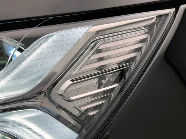 Volvo XC40 view 26