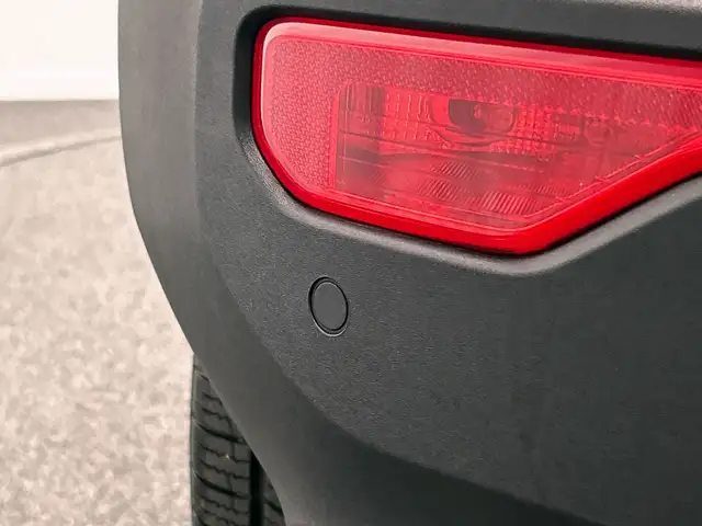 Volvo XC40 view 23