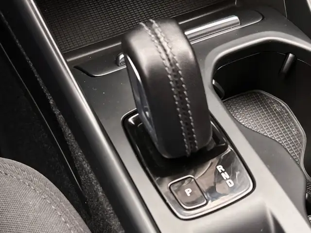 Volvo XC40 view 30