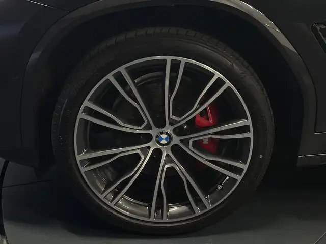 BMW X3 view 10