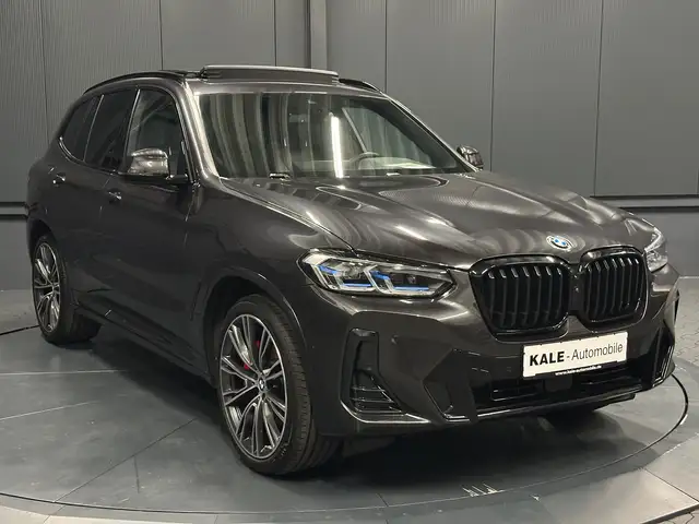 BMW X3 view 7