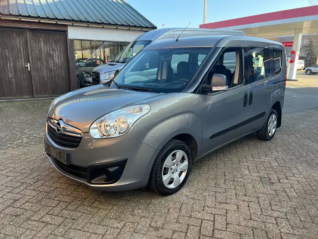 Opel Combo Tour 1.6 CDTi /euro 5b/ CAR PASS