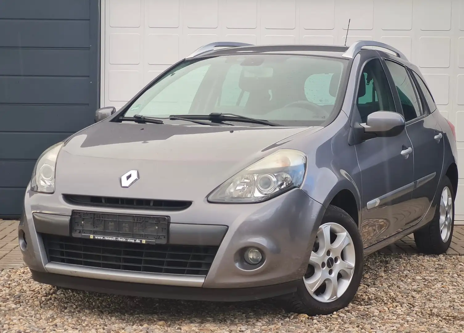 Renault Clio Luxe -MLF.-Klima-Parkhilfe- Gris - 2