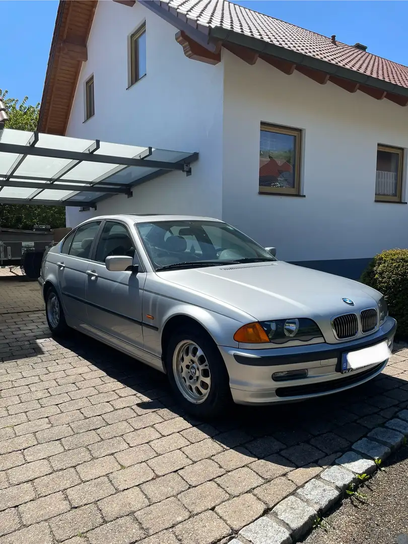 BMW 320 E46 - wenig km - AHK - Schiebedach Argent - 1
