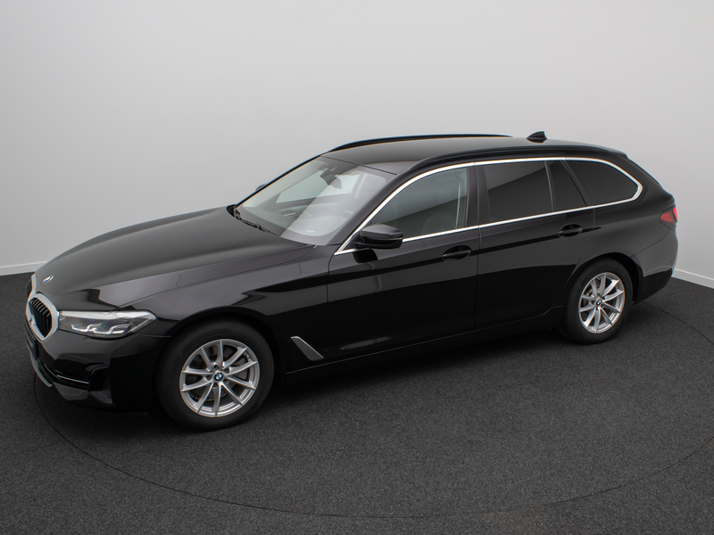 BMW 520 Alarm 4xKlima Kamera HUD DAB DisplKey Sport — photo 12
