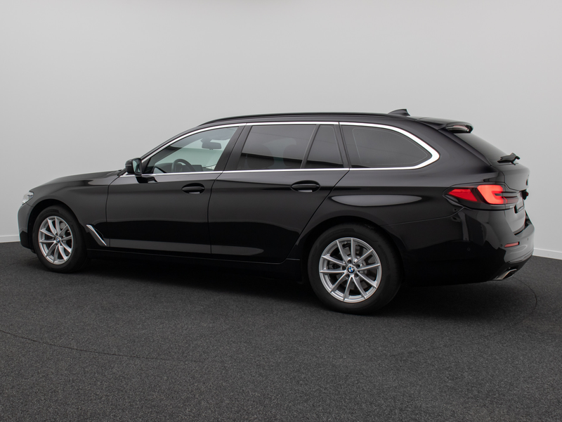 BMW 520 Alarm 4xKlima Kamera HUD DAB DisplKey Sport — photo 10