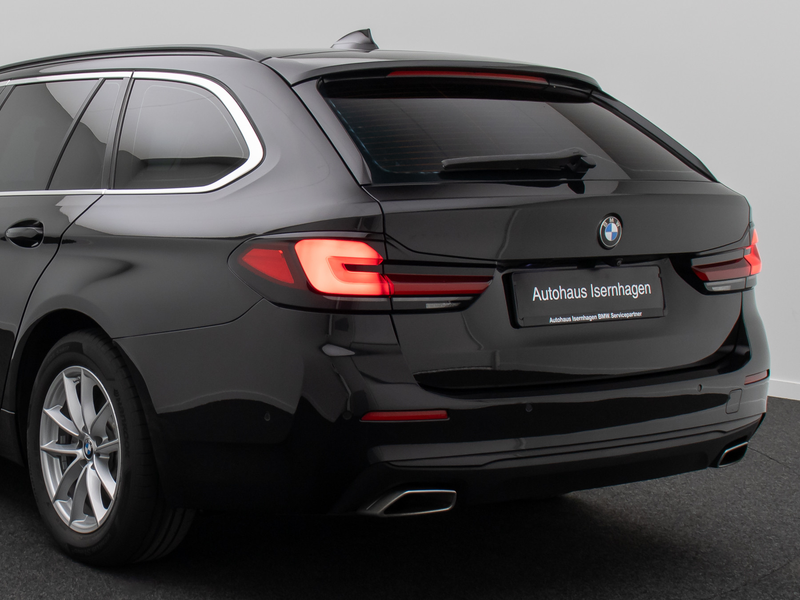 BMW 520 Alarm 4xKlima Kamera HUD DAB DisplKey Sport — photo 15
