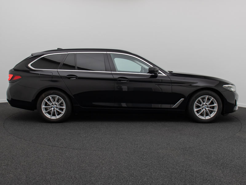 BMW 520 Alarm 4xKlima Kamera HUD DAB DisplKey Sport — photo 5
