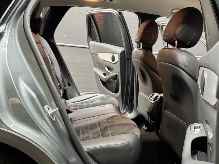 Mercedes-Benz GLC 2022, foto 10