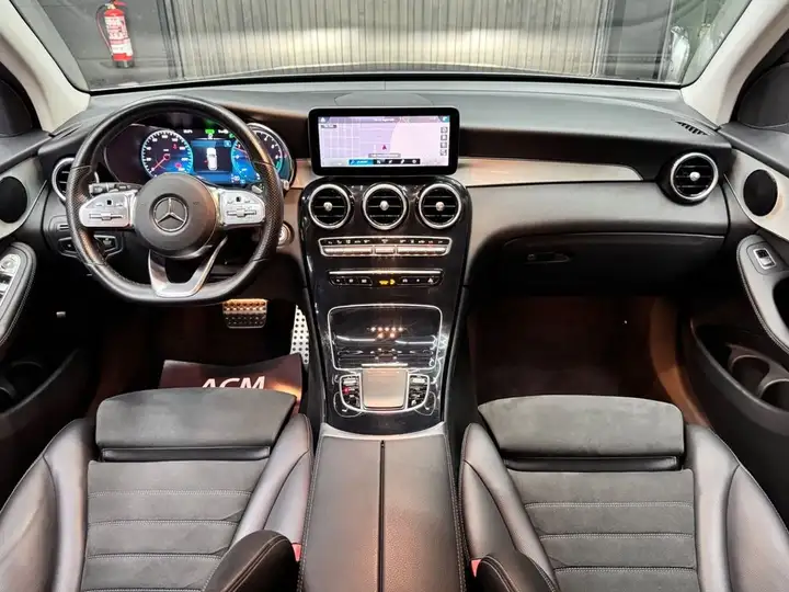 Mercedes-Benz GLC 2022, foto 6