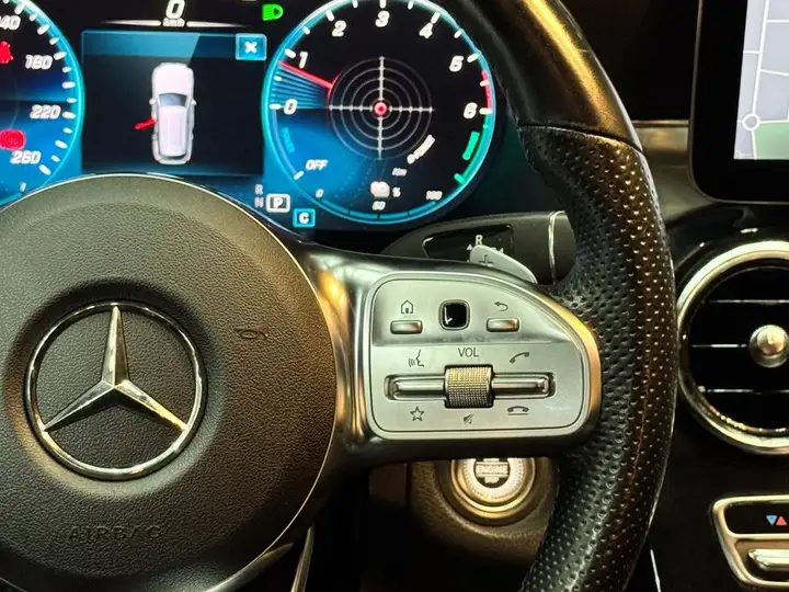 Mercedes-Benz GLC 2022, foto 24