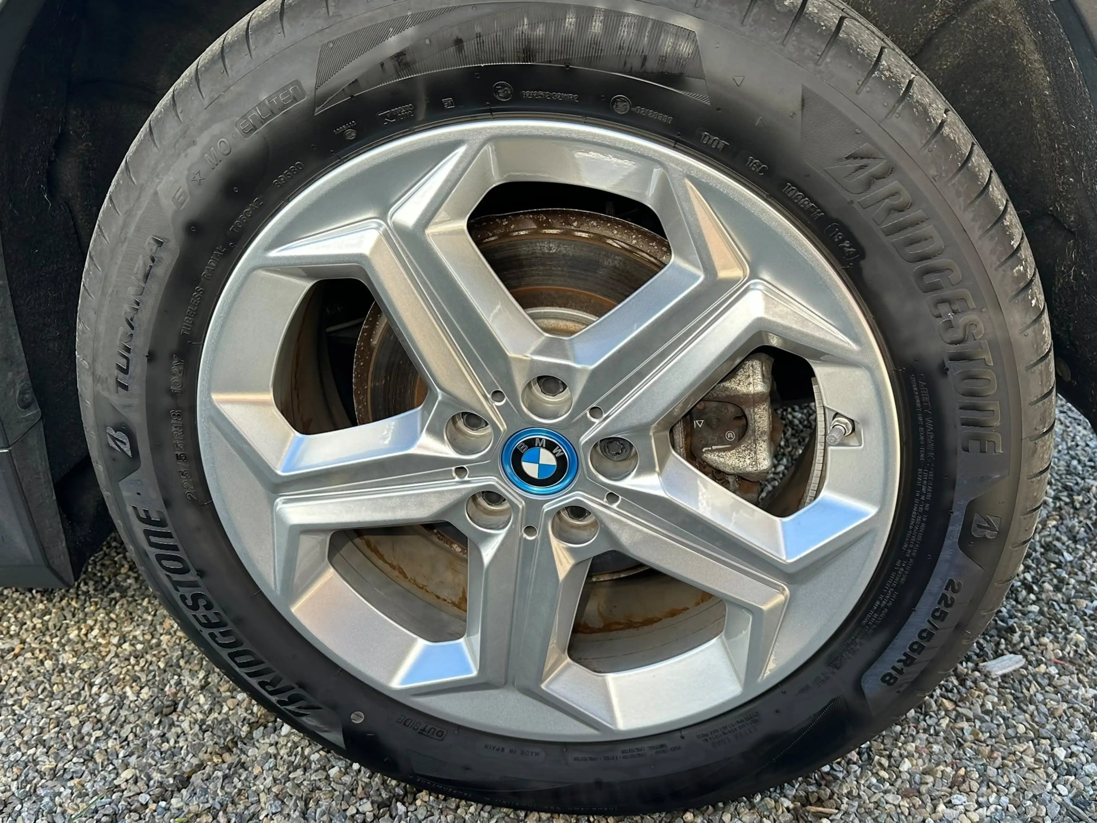 BMW iX1 xDrive30  AHK LED DriveAssPlus HUD Paket Prof — photo 15