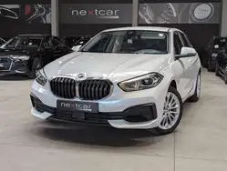 BMW Série 1 i Hatch Sportline *FULL LED-NAVI-DIGITAL-PARKING*
