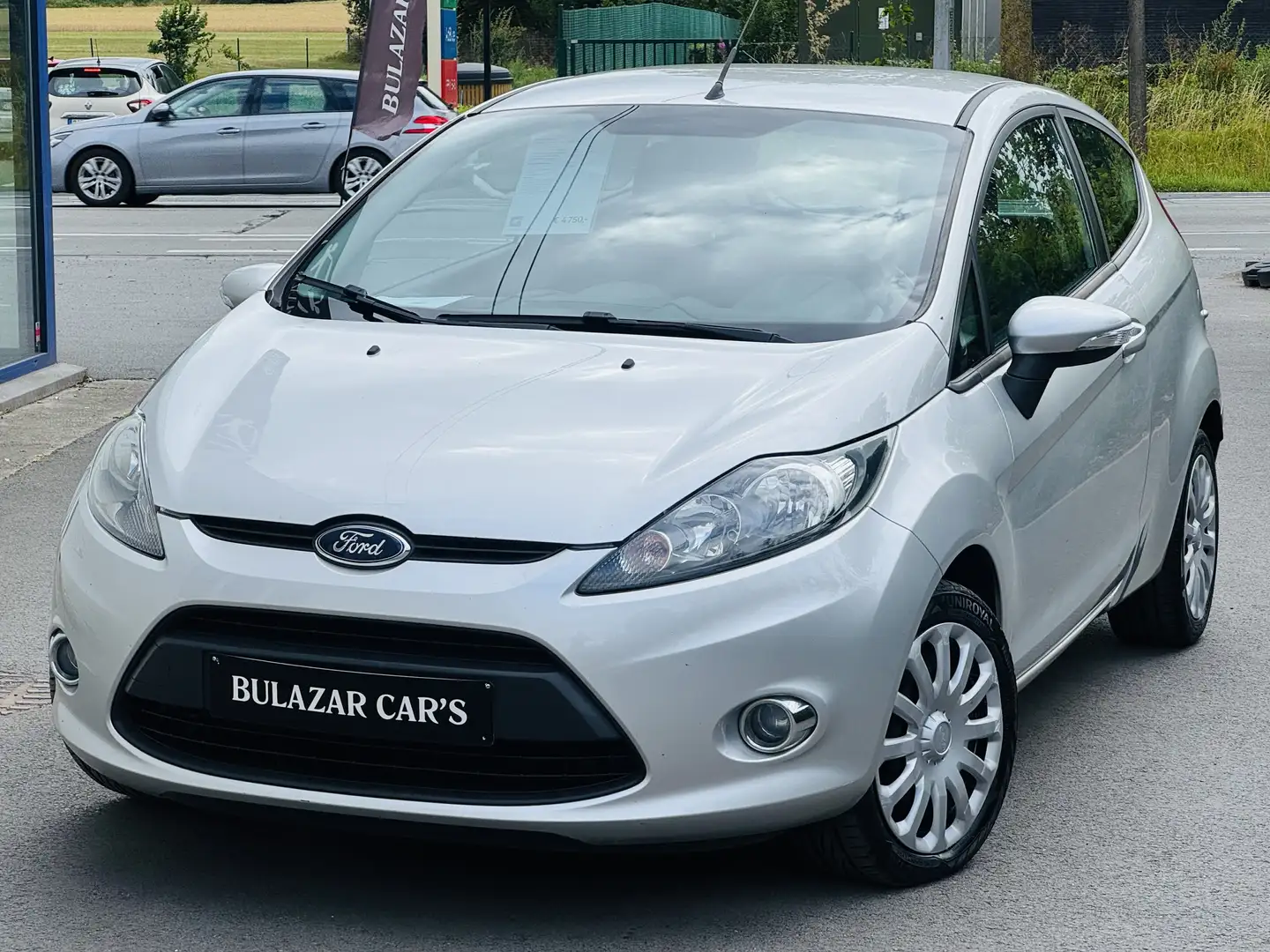 Ford Fiesta 1.4i EURO5*1 ER MAIN*CARNET*CLIM*GARANTIE Grijs - 1