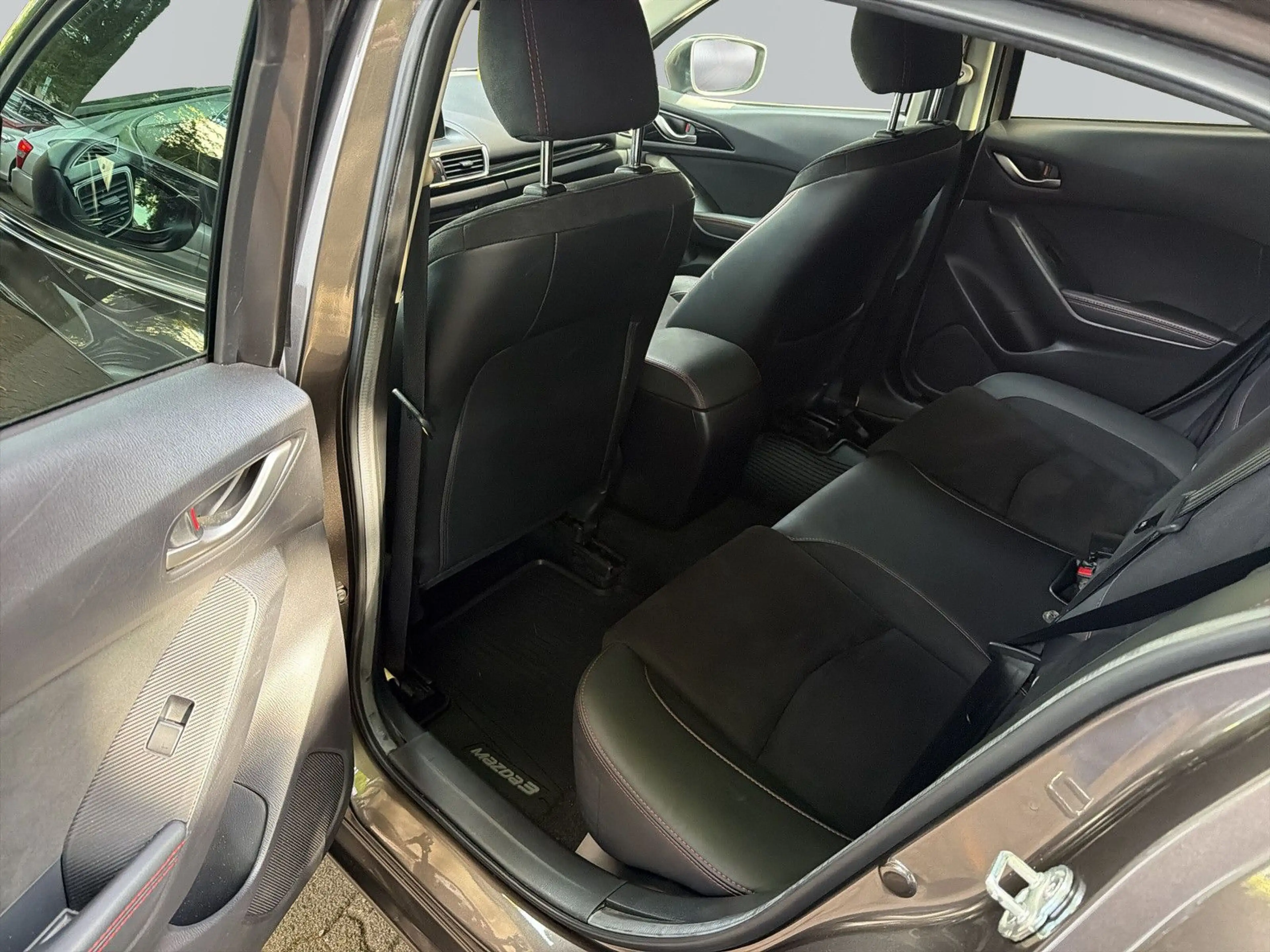 Mazda 3 Lim. *CAM *Shz *Klima *Tempom. — photo 10