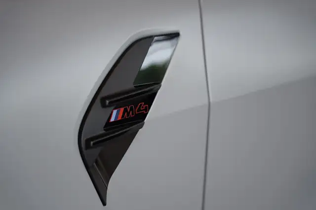 BMW M4 view 12