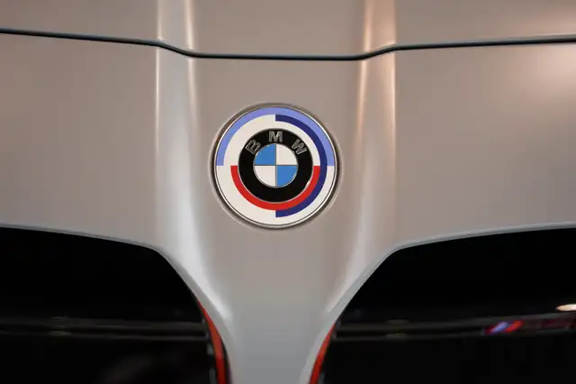 BMW M4 view 13