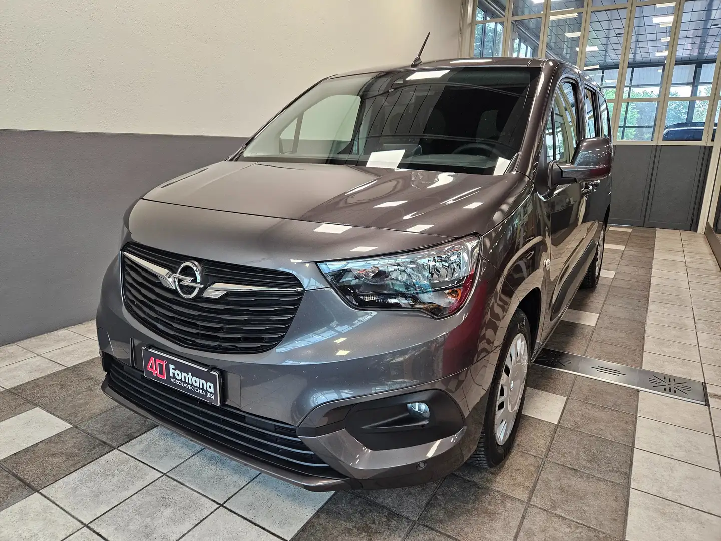 Opel Combo ADVANCED Grigio - 1
