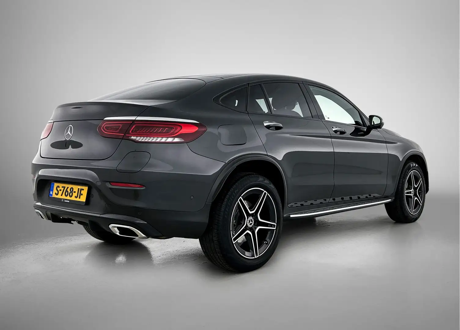 Mercedes-Benz GLC 300 Coupé e 4MATIC Business Solution AMG | 360 Camera Grau - 2