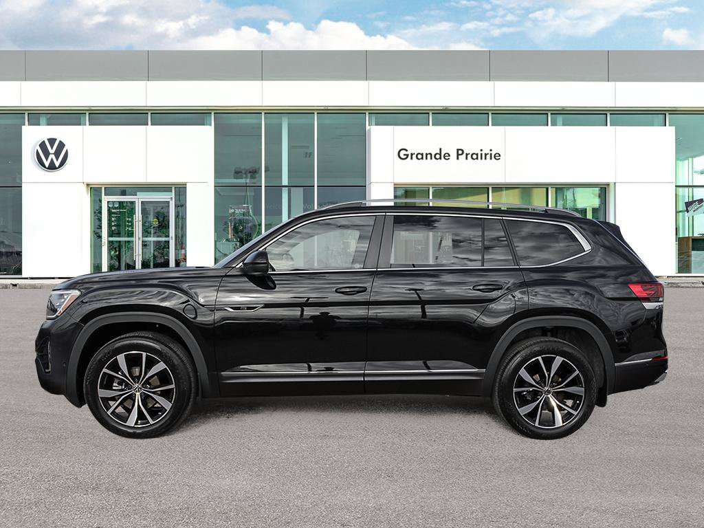 2026 Volkswagen Atlas Execline R-Line | 21 ALLOY WHEELS | HUD | VENTILATED FRONT SEATS WITH MASSAGE FUNCTION — photo 4