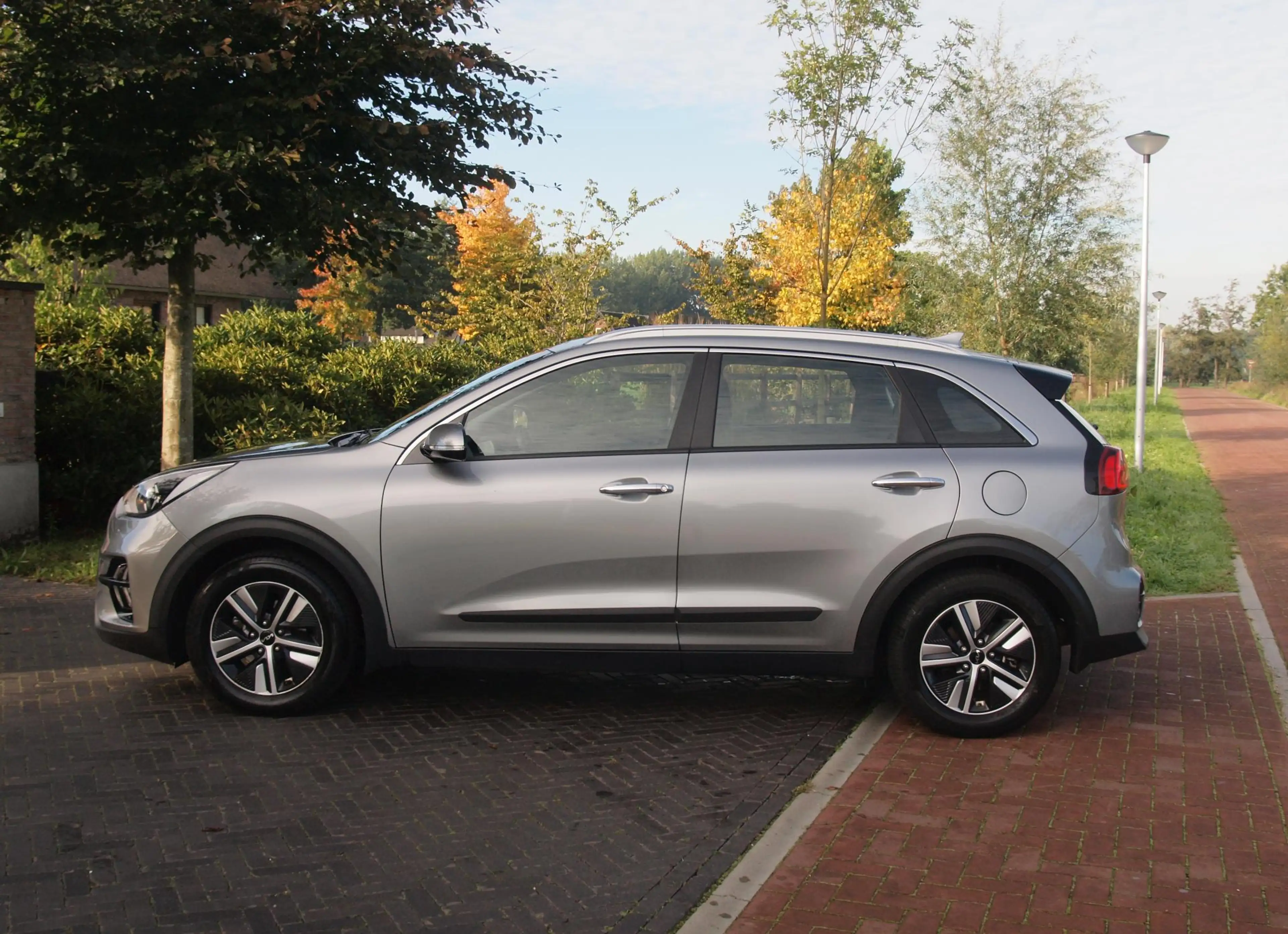 Kia Niro 1.6 GDi Hybrid DynamicLine | Camera | Trekhaak | A — photo 7