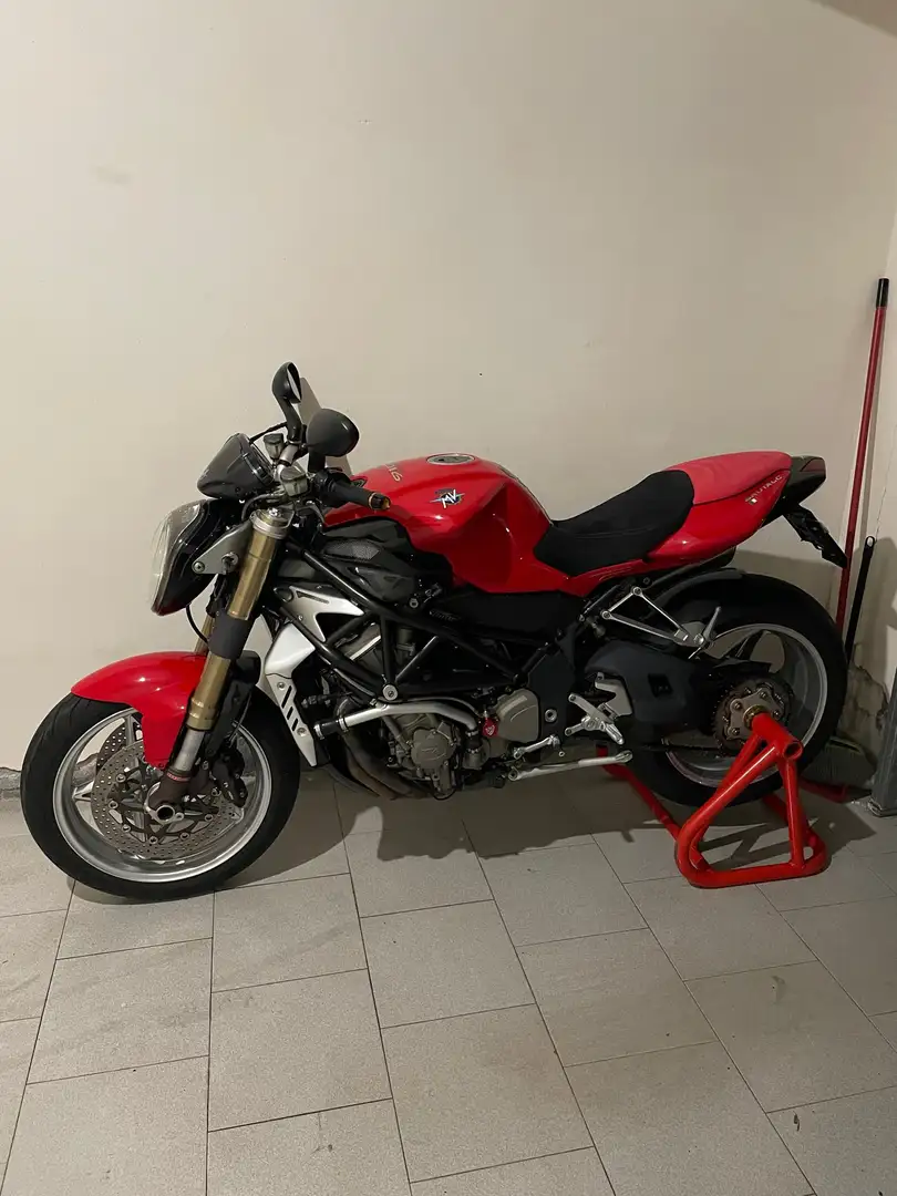 MV Agusta Brutale 910 S Roşu - 1