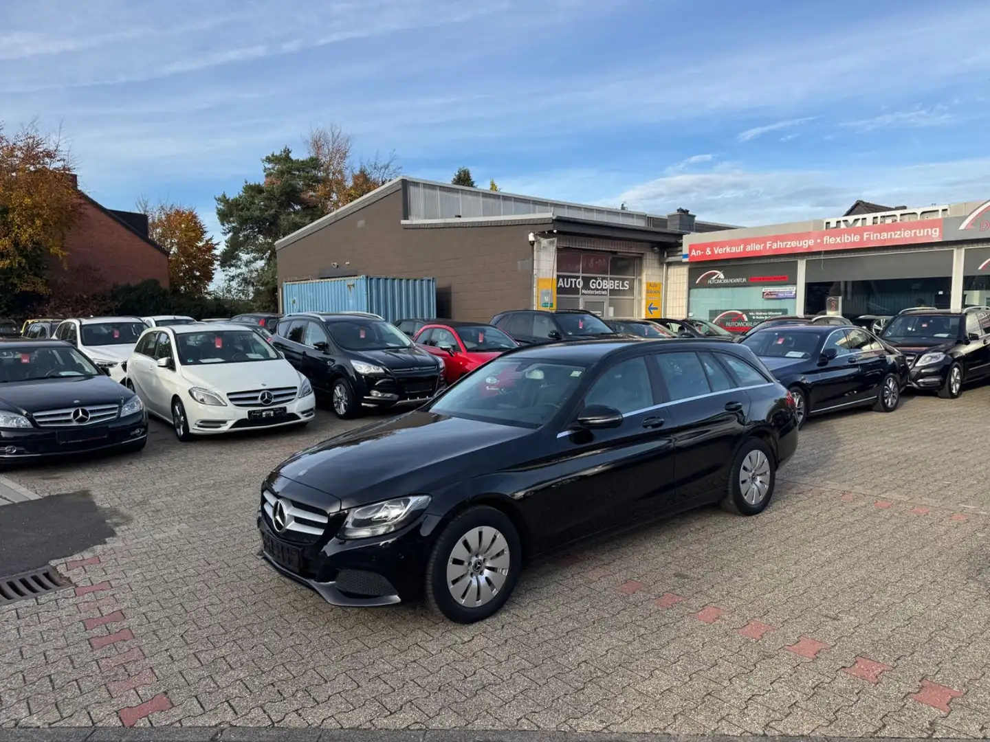 Mercedes-Benz C 180 T Navi Alus PDC vo+ht Tempo TÜV NEU Noir - 1
