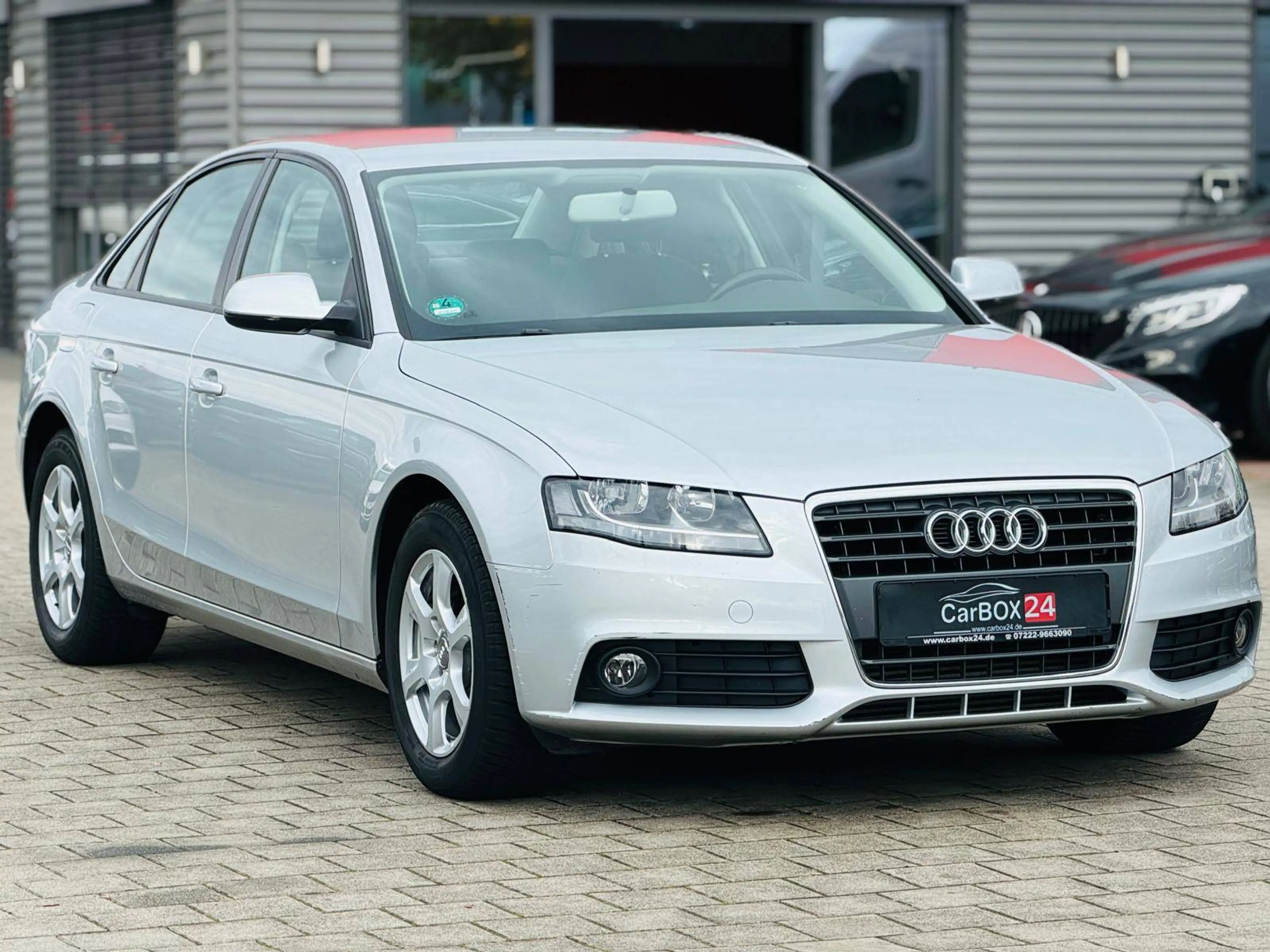 Audi A4 Attraction TÜV & Service NEU Garantie Finanzierung möglich