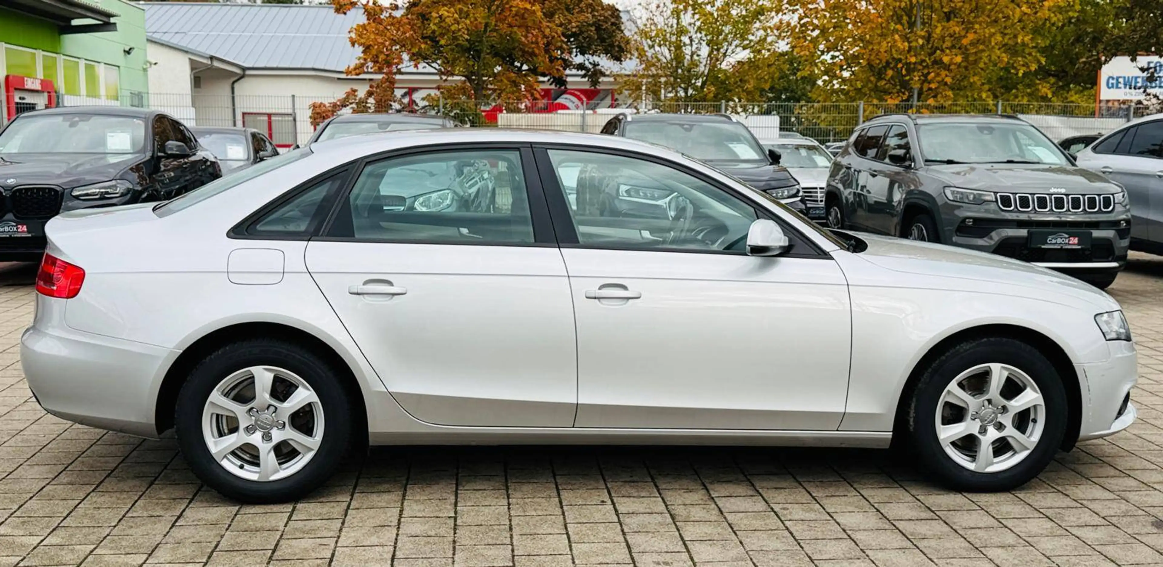 Audi A4 Attraction TÜV & Service NEU Garantie Finanzierung möglich — photo 17