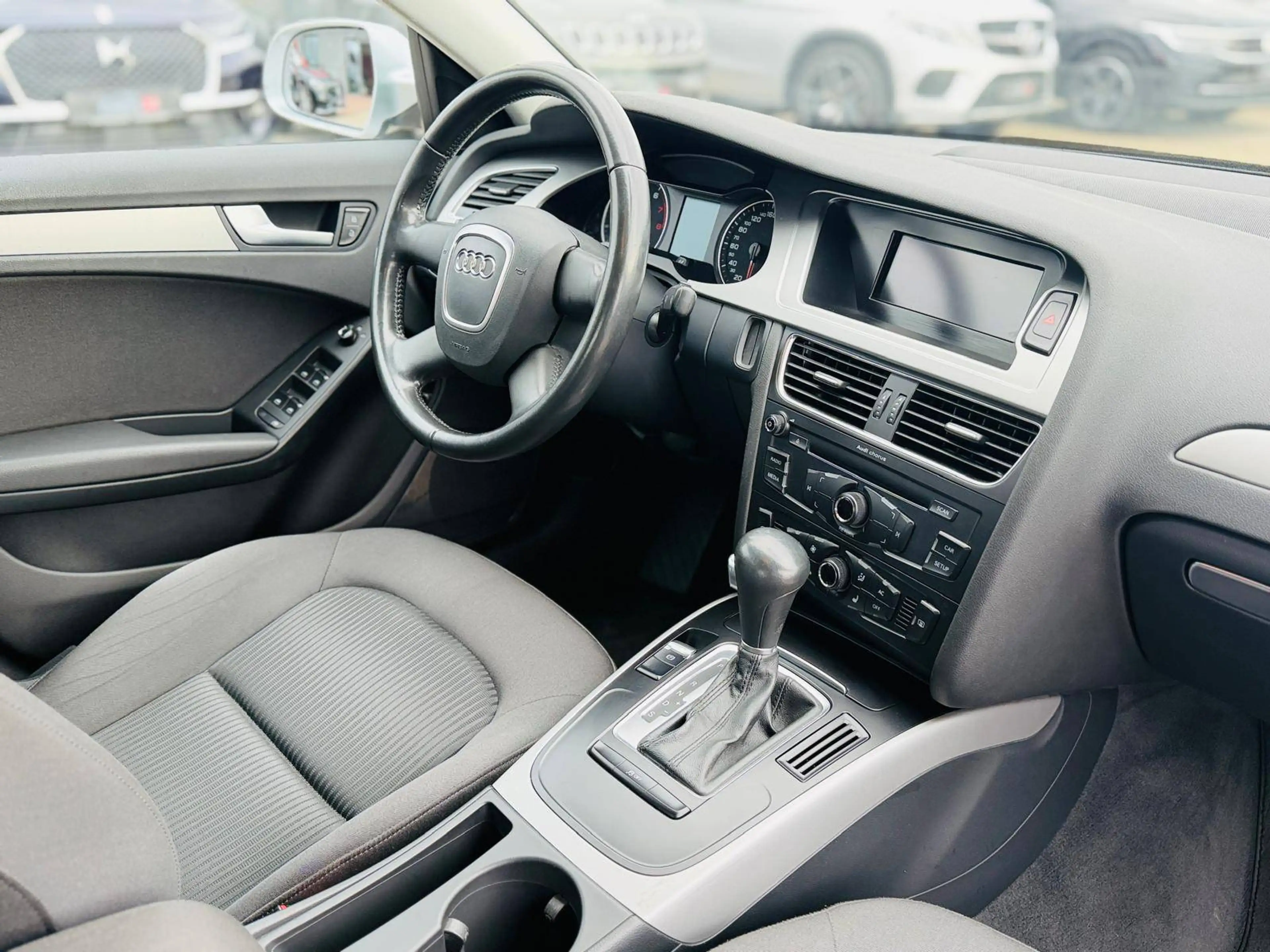 Audi A4 Attraction TÜV & Service NEU Garantie Finanzierung möglich — photo 10