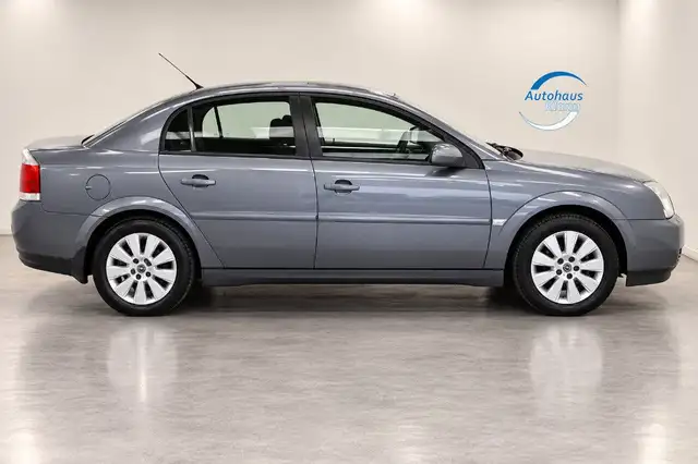 Opel Vectra view 5