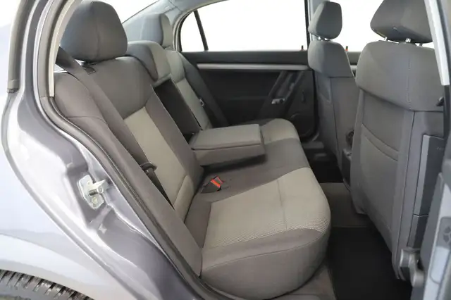 Opel Vectra view 12