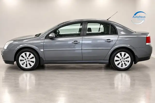 Opel Vectra view 4