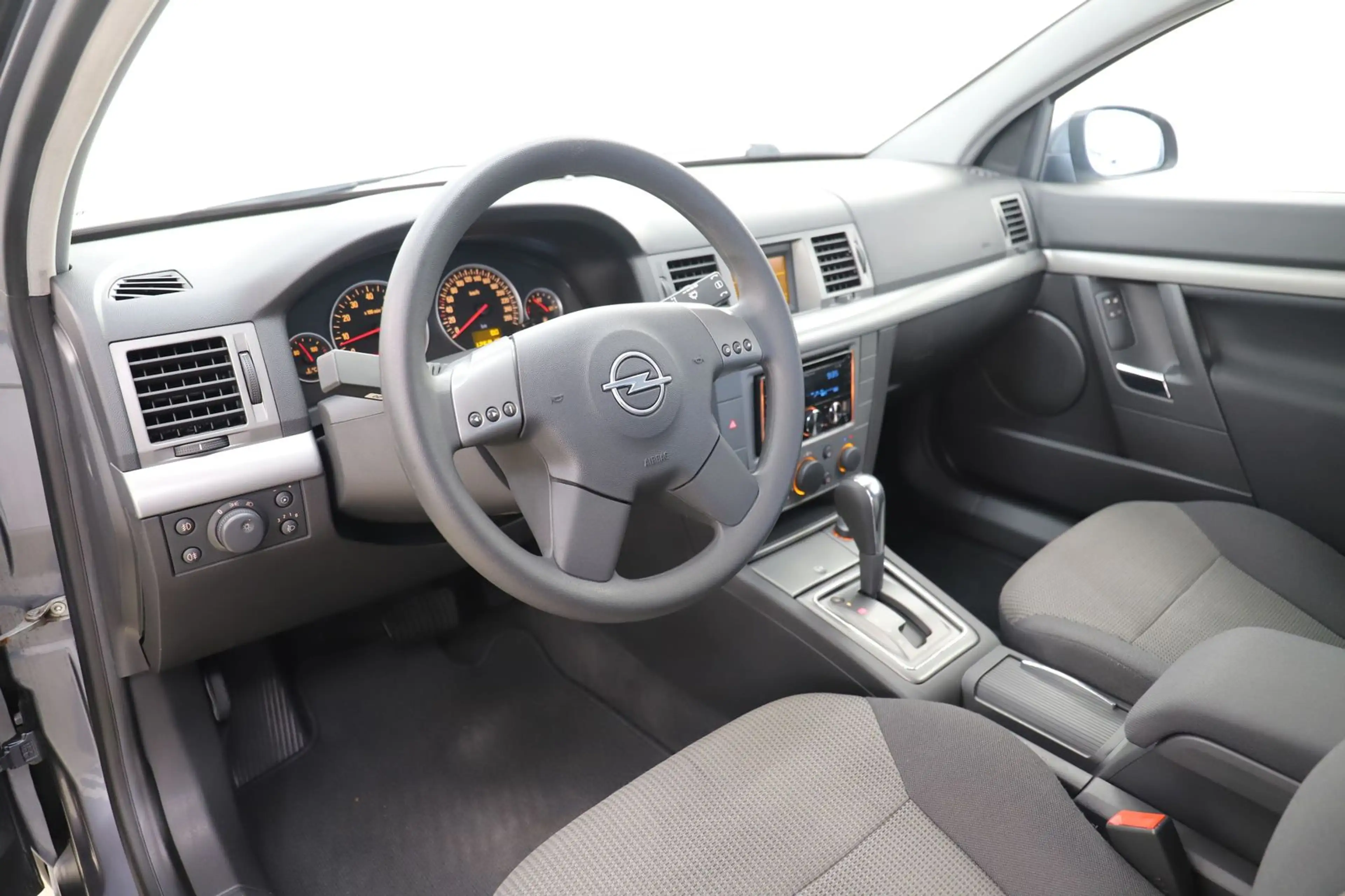 Opel Vectra 2.2 155PS Automatik Klimaautomatik MFL — photo 13