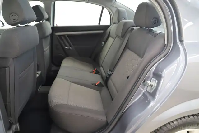 Opel Vectra view 11
