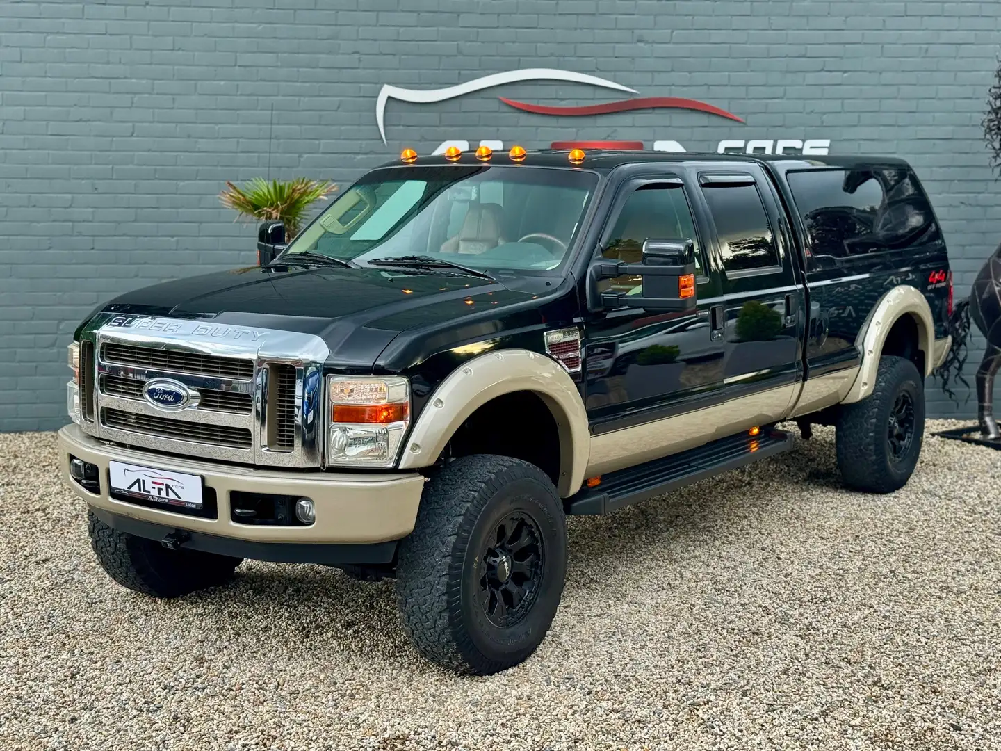 Ford F 350 King Ranch 6.4 V8 TD Stroke ** Hardtop** Negro - 2