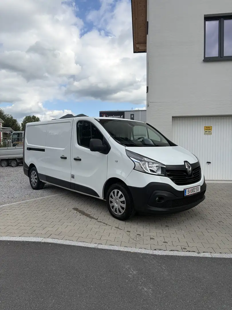 Renault Trafic - 1