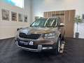 Skoda Yeti 1.4 TSI Ambition Outdoor DSG*AHK*PDC*1HAND Marrone - thumbnail 2